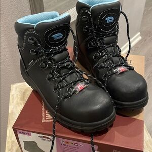 Avenger Women's Black Boots with Blue Lining
